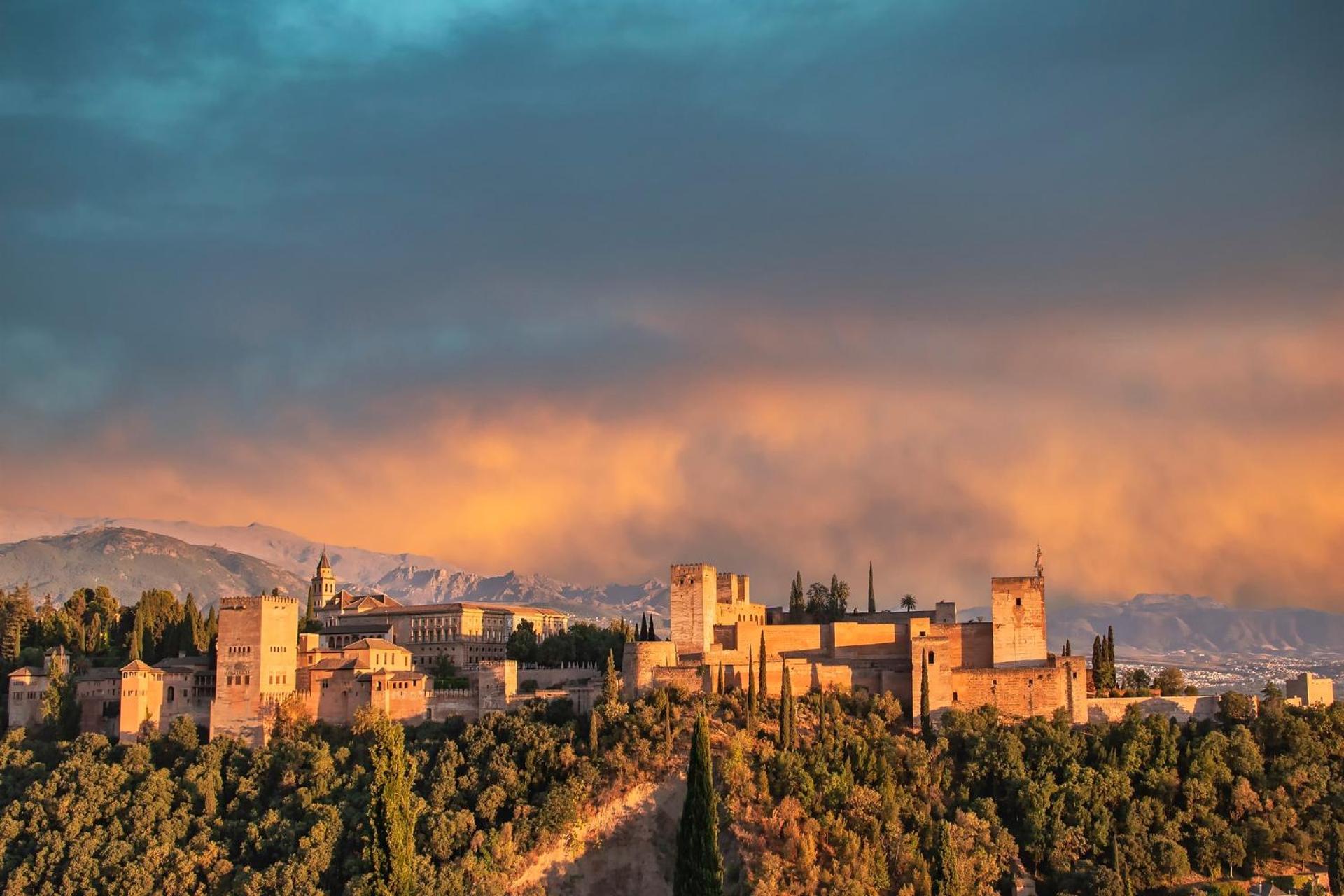 Trendyhomes Granada Centro - Ubicacion Y Confort ภายนอก รูปภาพ